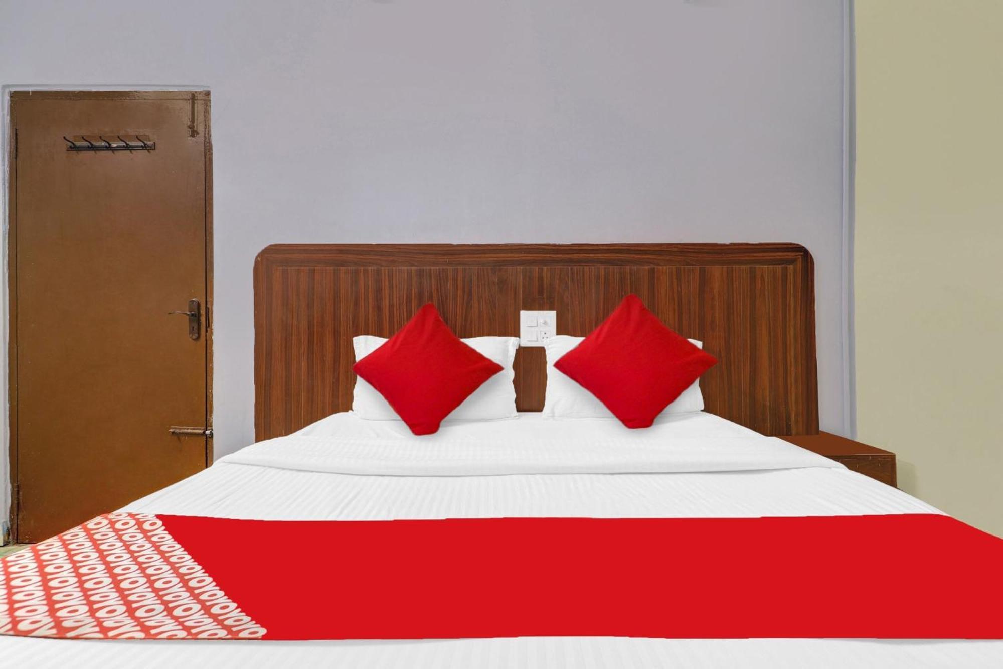 Hotel O Hrr Hotels Near Paradise Circle سيكَندراباد المظهر الخارجي الصورة